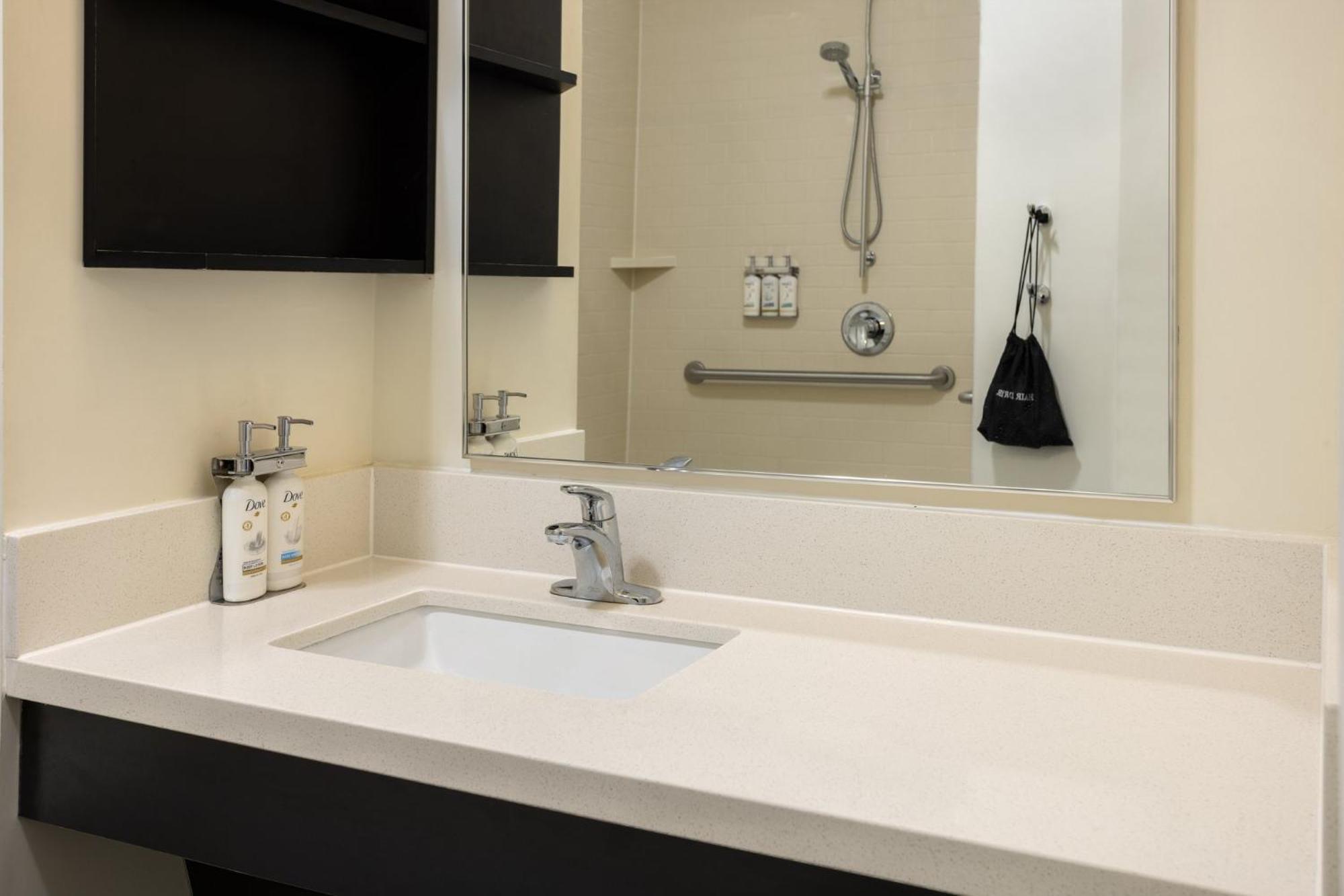 צ'סטר Candlewood Suites Philadelphia - Airport Area By Ihg מראה חיצוני תמונה